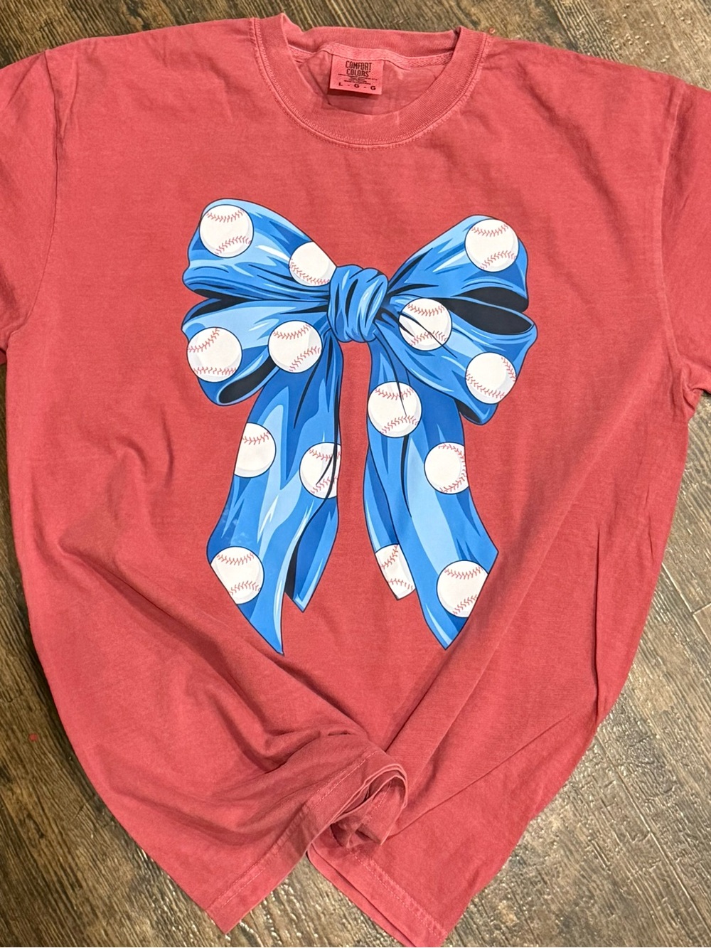 Women’s baseball bow tee
